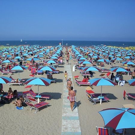 Hr Vapore Gatteo Mare Gatteo a Mare Exterior foto